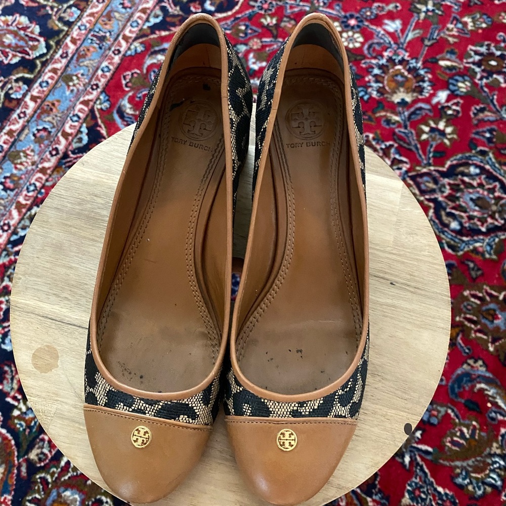 Tory Burch Cheetah Block Pump
